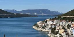 neum