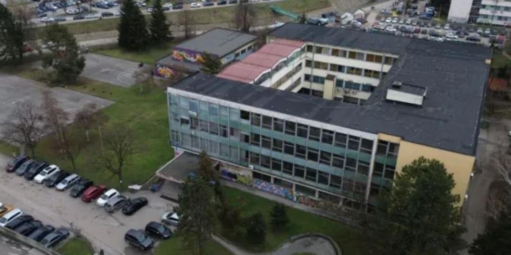 Gimnazija Meša Selimović